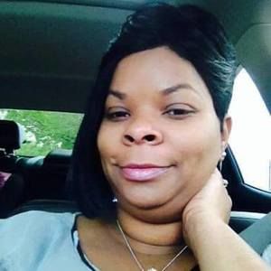 Meet your Posher, Dekisha