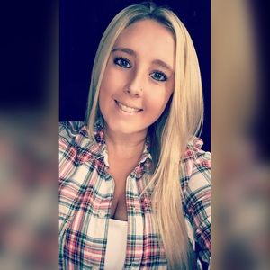 Meet your Posher, Brianne