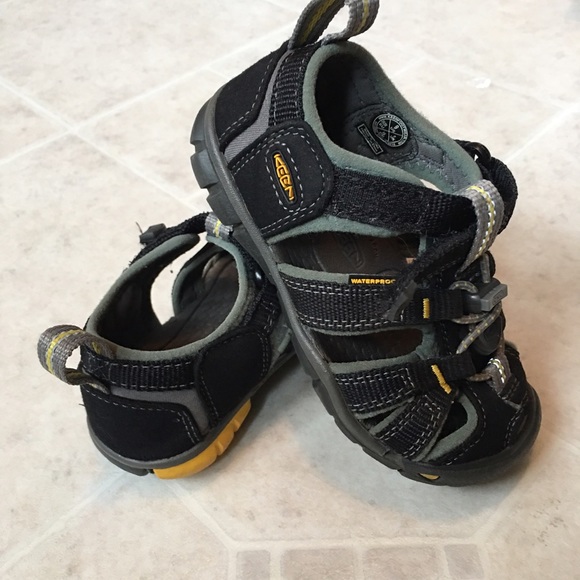 Keen Toddler Sandals 9