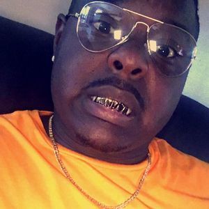 Meet your Posher, Delvin