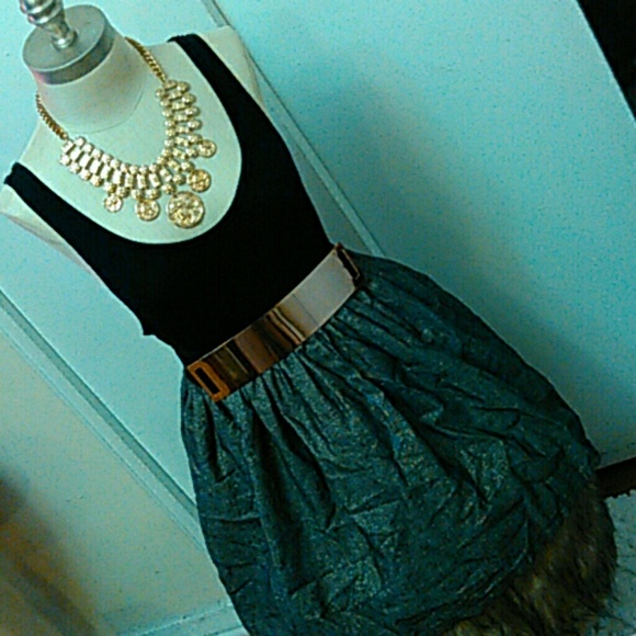 Sale Kardashian Kollection Flare Skirt. - Picture 2 of 4