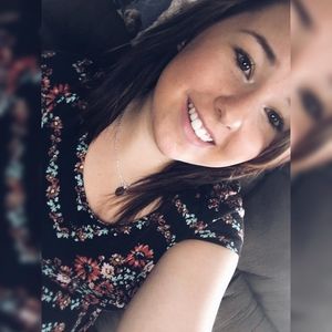 Meet your Posher, Destiny