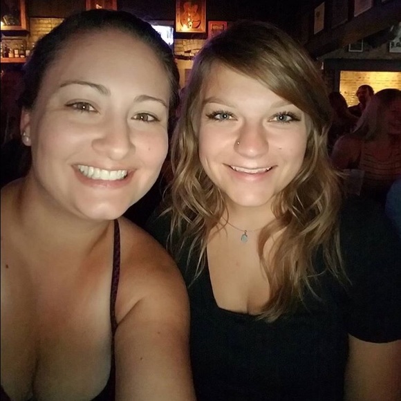 Meet your Posher, Carrie