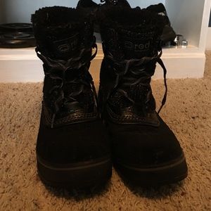 Ecko snow boots.  Size 9.5