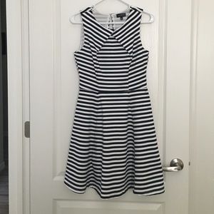 The Limited dress size S (fits size 2) - like new