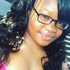 Meet your Posher, Laquita