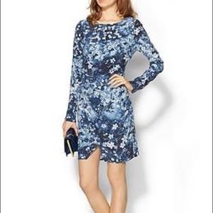 PRICE⬇️! Piperlime Asymmetrical Blue Blossom Dress