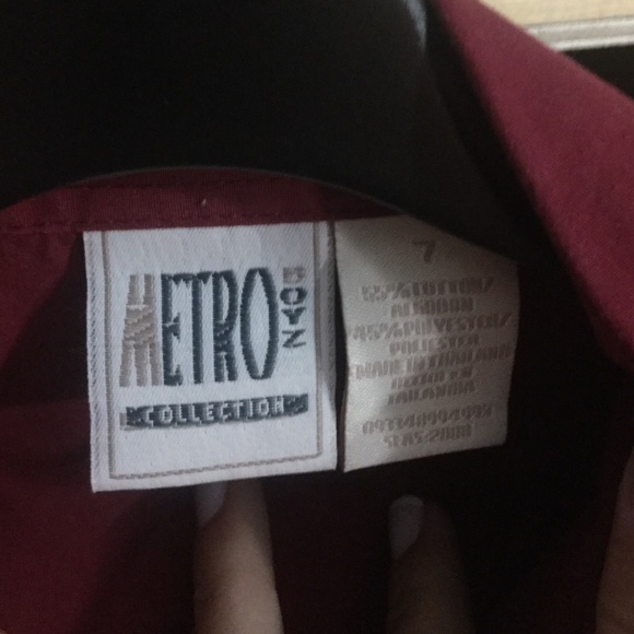 Boys long sleeve button down shirt and 👔 tie - Picture 2 of 2