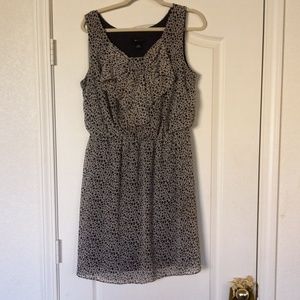 Flowy Dress with bow detail