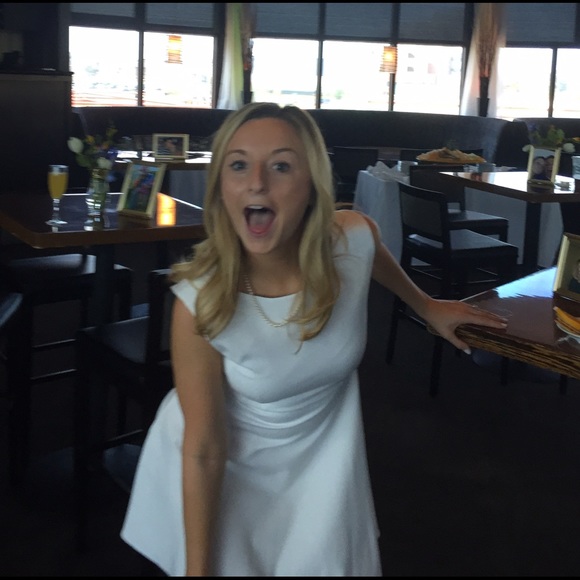 Meet your Posher, Carolynn - Picture 1 of 1