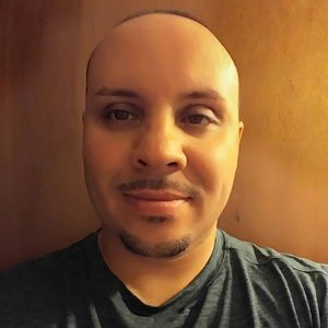 Meet your Posher, Corey