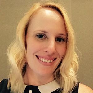 Meet your Posher, Elizabeth