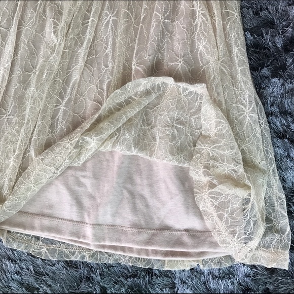 💚SOLD💚🎀Lace Mini Dress🎀 - Picture 4 of 5