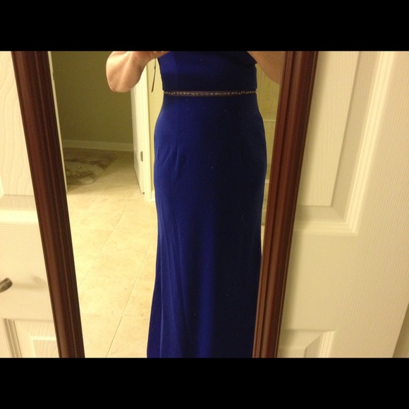 Royal Blue evening gown - Picture 2 of 6