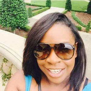 Meet your Posher, Courtney