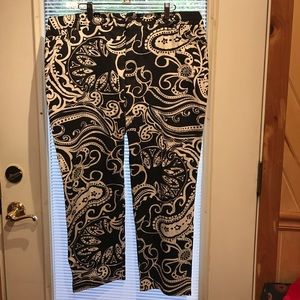 Chico's ankle pants. Size 2.5. Like new