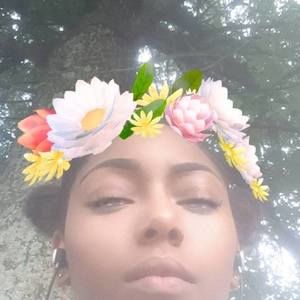 Meet your Posher, Erykah