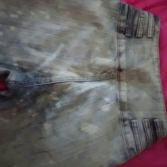 Jeans - Picture 3 of 3