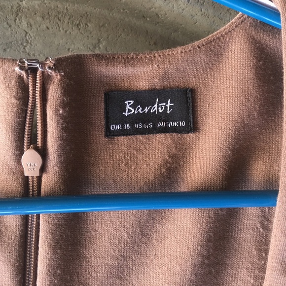 🔹🔸BARDOT, form fitting NWOT🔹🔸 - Picture 3 of 3
