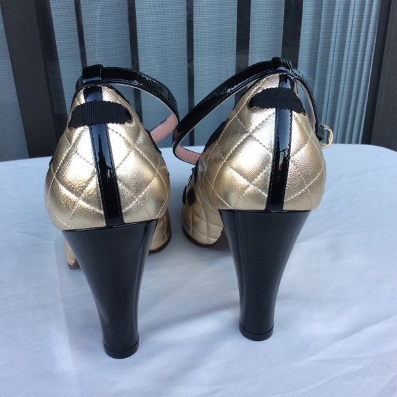 Marc Jacobs quilt leather ankle strap heels - Picture 3 of 4