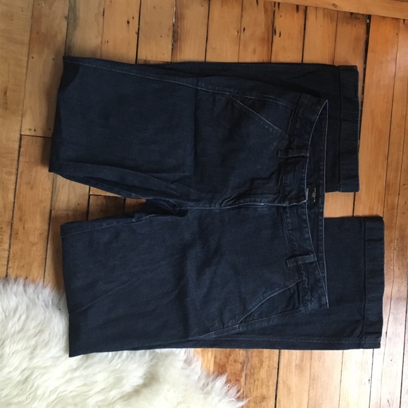 Wide leg semi high waisted jean from Ann Taylor!