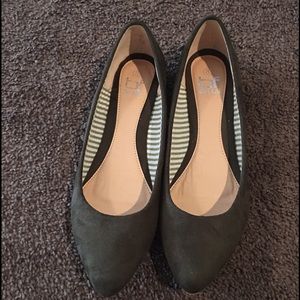 Army green new flats