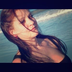 Meet your Posher, Kelsey