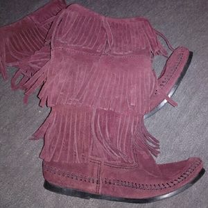 Minnetonka Fringe Boots