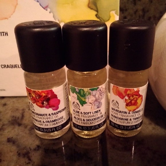 The Body Shop oil burner and fragrance set - Picture 3 of 4