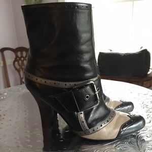 Two Lips Manhattan Boots