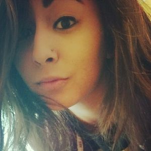 Meet your Posher, Vanessa