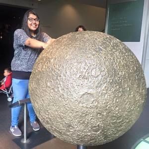 Meet your Posher, Monika islam