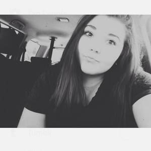 Meet your Posher, Katelynn