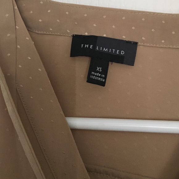 New w/o tags button down The Limited tan top XS - Picture 2 of 3