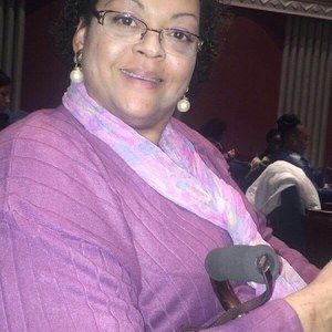 Meet your Posher, Felicia