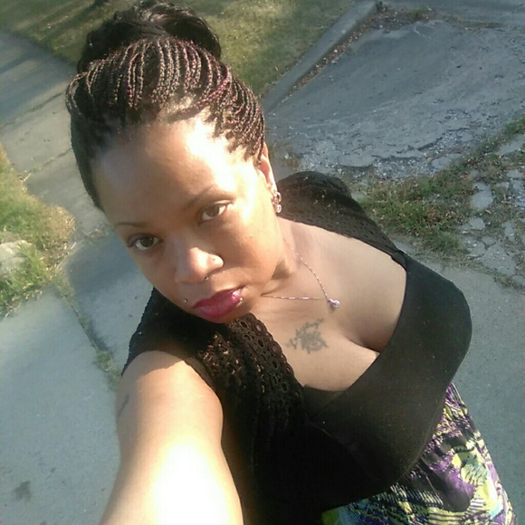 Meet your Posher, Tracey - Picture 2 of 4