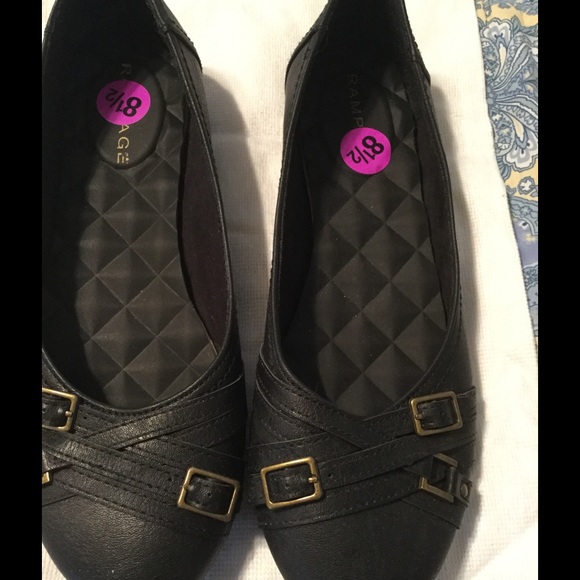 Rampage Shoes - Rampage Black Flats 👠👠💋