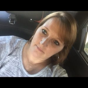 Meet your Posher, Pauline