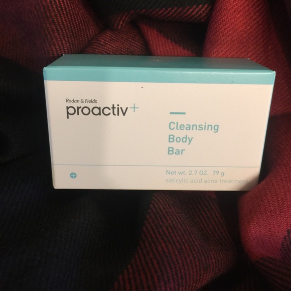 Proactiv cleansing body bar