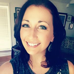 Meet your Posher, Alicia