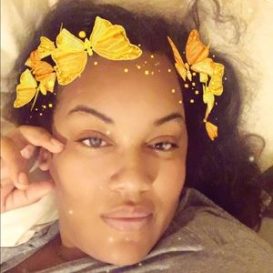 Meet your Posher, Cassandra