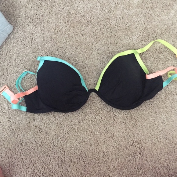 Black push up bikini top