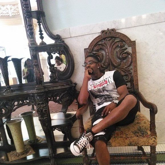 Meet your Posher, Kyle - Picture 1 of 1