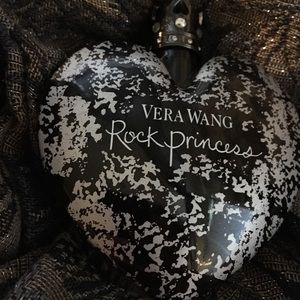 Vera Wang Perfume