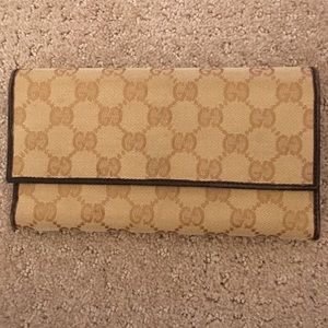 Gucci wallet