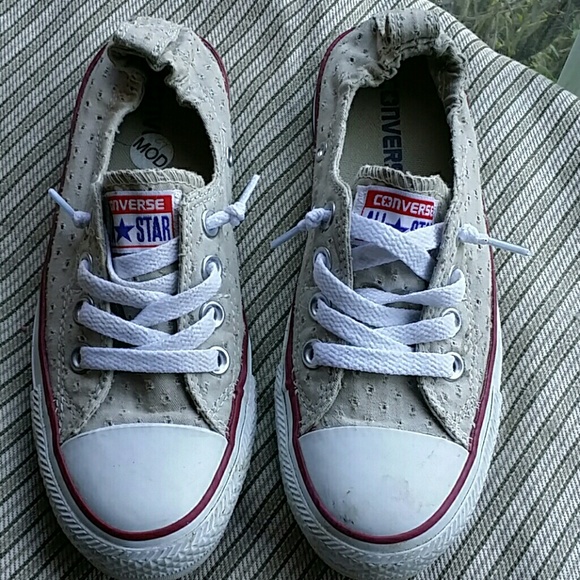 Converse shoes, like new.