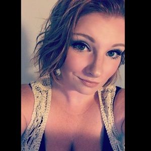 Meet your Posher, Kelley