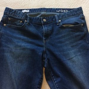 Gap 32R Real Straight Jeans