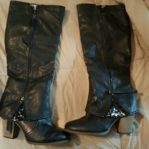 Vanity Boots Size 8