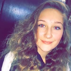 Meet your Posher, Julianna